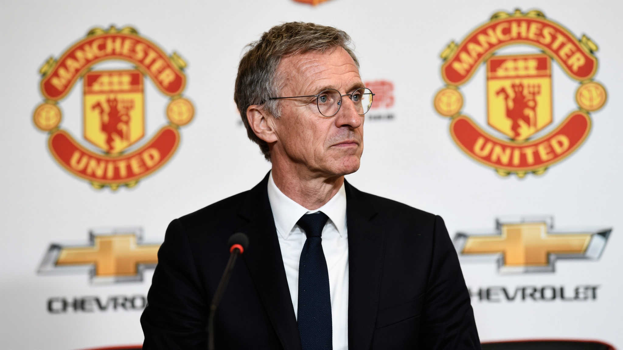 朗尼克质疑曼联决策逻辑，亚马尔展现非凡天赋如外星来客